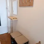 Baratsagos, Csendes, Napfenyes Lakas. Budapešť